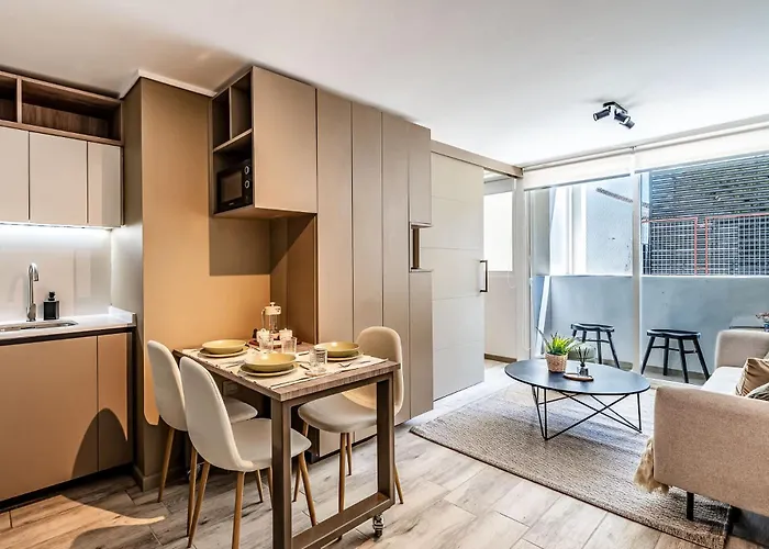 Bright Santiago Apartment Near Attractions